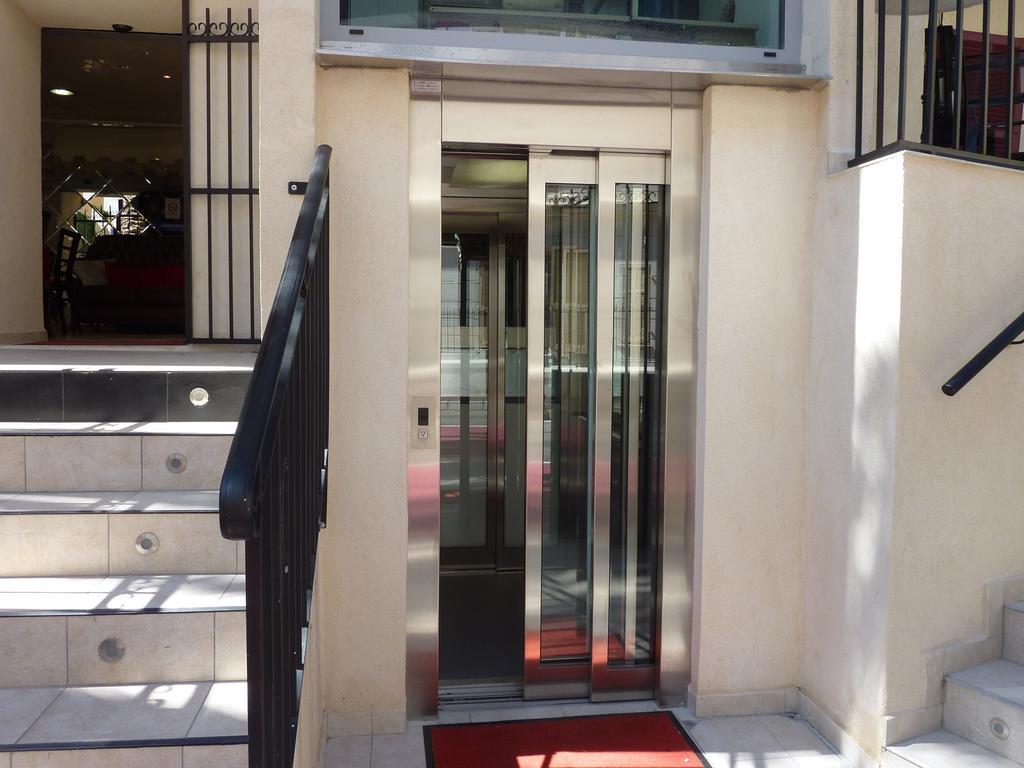 Hotel Villa Boeri Beausoleil Luaran gambar